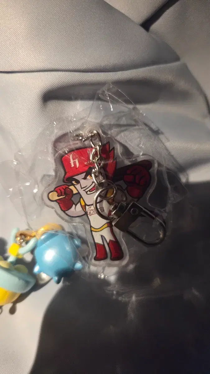 thumbnail-0